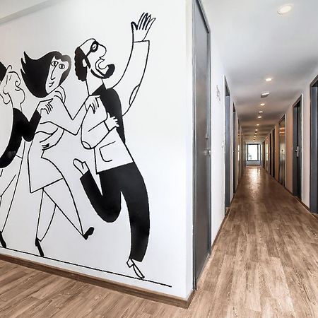 Townhouse Relax Inn Chinhat Екстериор снимка
